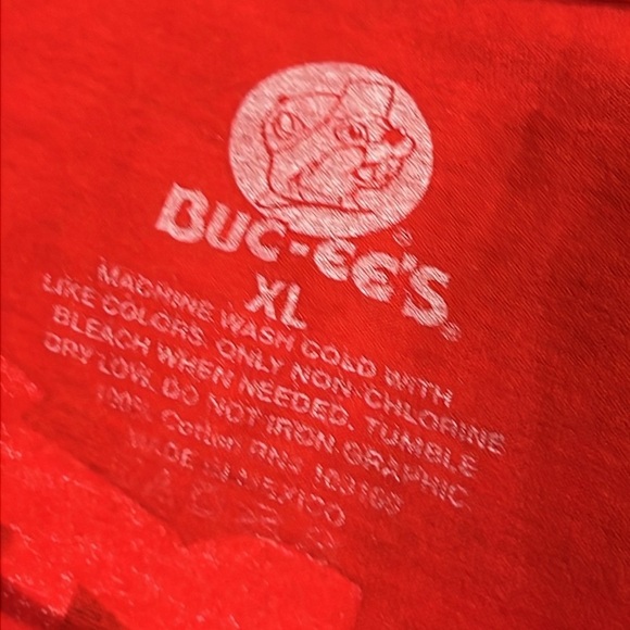 BUC-EE’S mens XL t-shirt Party Like It’s 1982 40 years of peace love & but-Ed’s - Picture 6 of 12
